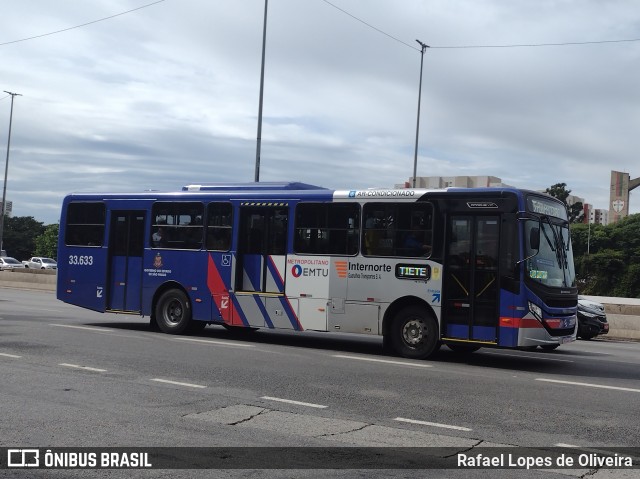 Guarulhos Transportes 33.633 na cidade de São Paulo, São Paulo, Brasil, por Rafael Lopes de Oliveira. Número da foto: #10887861.