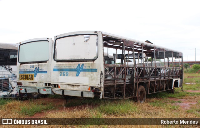 Sucata e Desmanches 269 na cidade de Marília, São Paulo, Brasil, por Roberto Mendes. Número da foto: #10888637.