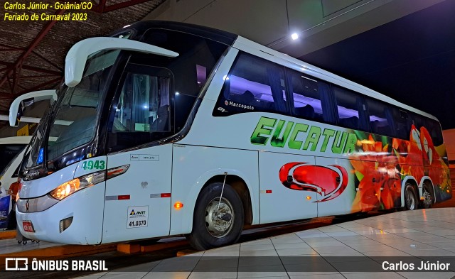 Eucatur - Empresa União Cascavel de Transportes e Turismo 4943 na cidade de Goiânia, Goiás, Brasil, por Carlos Júnior. ID da foto: 10889225.