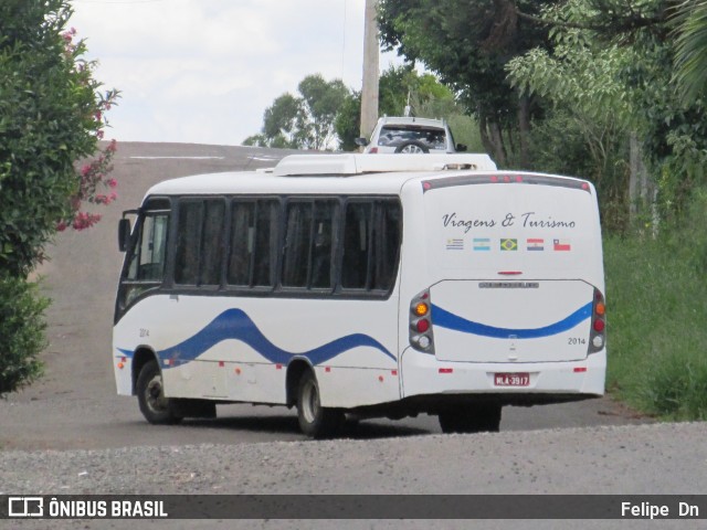 Ônibus Particulares 2014 na cidade de Erechim, Rio Grande do Sul, Brasil, por Felipe  Dn. ID da foto: 10893101.