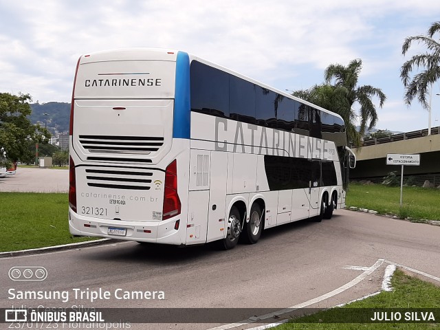 Auto Viação Catarinense 321321 na cidade de Florianópolis, Santa Catarina, Brasil, por JULIO SILVA. ID da foto: 10889954.