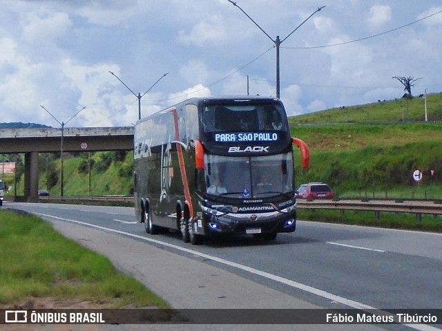 Expresso Adamantina 422106 na cidade de Três Corações, Minas Gerais, Brasil, por Fábio Mateus Tibúrcio. ID da foto: 10890591.