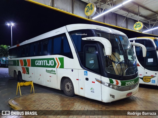 Empresa Gontijo de Transportes 21500 na cidade de Perdões, Minas Gerais, Brasil, por Rodrigo Barraza. ID da foto: 10893817.