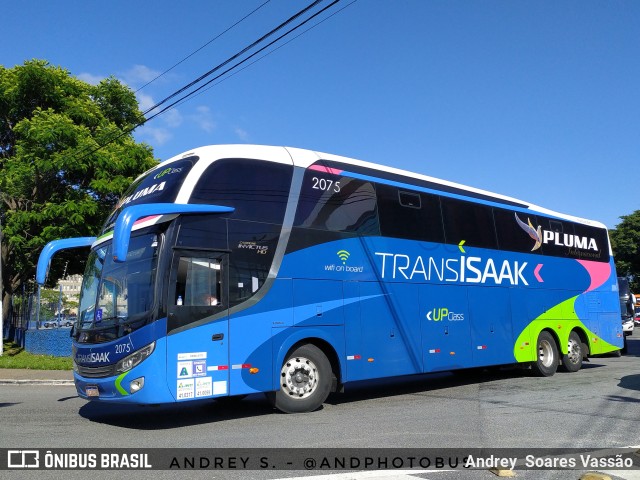 Trans Isaak Turismo 2075 na cidade de São Paulo, São Paulo, Brasil, por Andrey  Soares Vassão. Número da foto: #10893850.