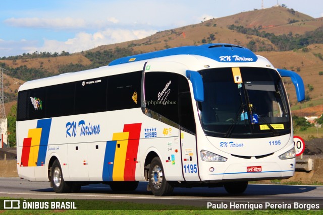 Empresa de Turismo Rio Negro 1195 na cidade de Roseira, São Paulo, Brasil, por Paulo Henrique Pereira Borges. Número da foto: #10894398.