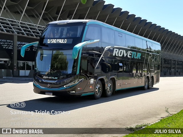 Rovetur Turismo 3300 na cidade de Florianópolis, Santa Catarina, Brasil, por JULIO SILVA. Número da foto: #10896054.