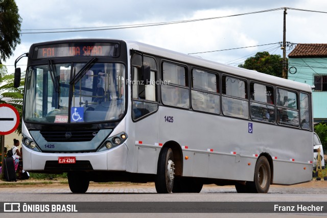 Viação Rosa Vitória da Conquista 1425 na cidade de Vitória da Conquista, Bahia, Brasil, por Franz Hecher. Número da foto: #10897041.