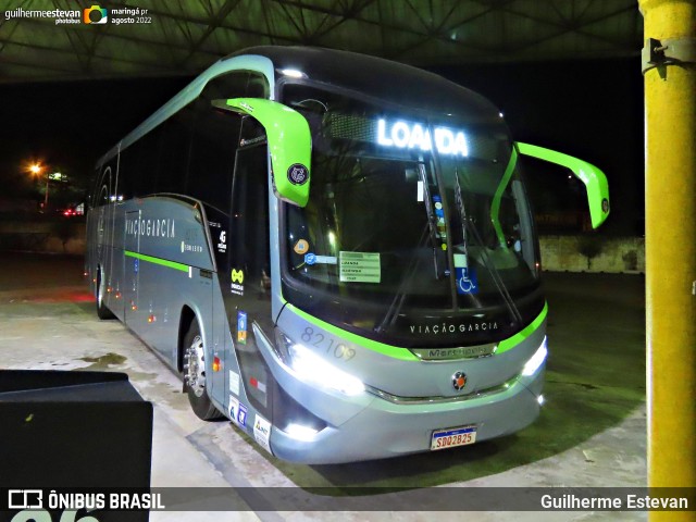 Viação Garcia 82109 na cidade de Maringá, Paraná, Brasil, por Guilherme Estevan. Número da foto: #10897224.