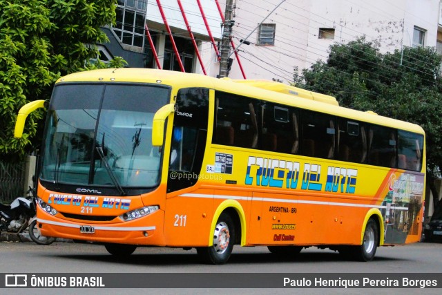 Crucero del Norte 211 na cidade de Uruguaiana, Rio Grande do Sul, Brasil, por Paulo Henrique Pereira Borges. Número da foto: #10901190.