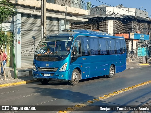 Damir Transportes 29 na cidade de Independencia, Santiago, Metropolitana de Santiago, Chile, por Benjamín Tomás Lazo Acuña. Número da foto: #10901698.