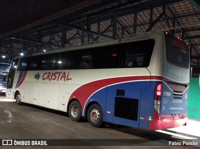 Cristal Turismo e Transporte 1700 na cidade de Embu das Artes, São Paulo, Brasil, por Fábio Paixão. Número da foto: #10905668.