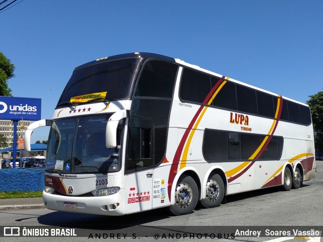 Lupa Turismo - Lupa Transporte e Turismo 2103 na cidade de São Paulo, São Paulo, Brasil, por Andrey  Soares Vassão. ID da foto: 10904877.