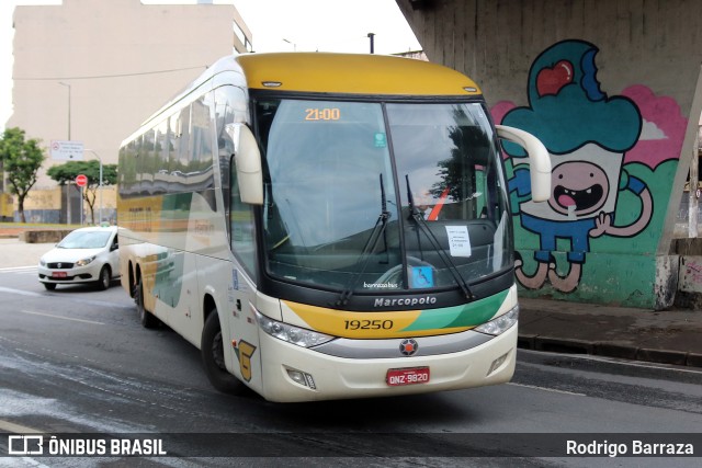 Empresa Gontijo de Transportes 19250 na cidade de Belo Horizonte, Minas Gerais, Brasil, por Rodrigo Barraza. Número da foto: #10907351.
