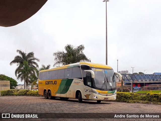 Empresa Gontijo de Transportes 19525 na cidade de Uberlândia, Minas Gerais, Brasil, por Andre Santos de Moraes. ID da foto: 10909141.