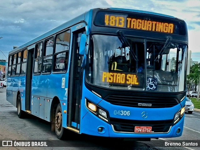 Taguatur - Taguatinga Transporte e Turismo 04306 na cidade de Taguatinga, Distrito Federal, Brasil, por Brenno Santos. ID da foto: 10908514.