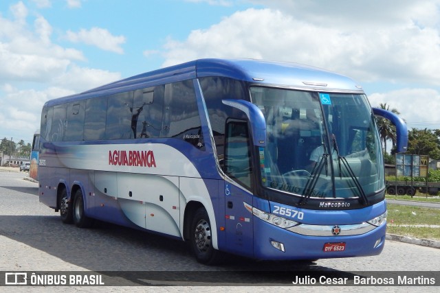 Viação Águia Branca 26570 na cidade de Esplanada, Bahia, Brasil, por Julio Cesar  Barbosa Martins. Número da foto: #10908497.