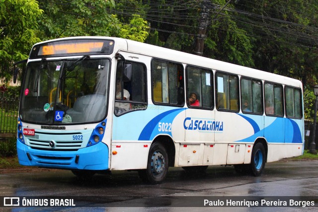 Viação Cascatinha 5022 na cidade de Petrópolis, Rio de Janeiro, Brasil, por Paulo Henrique Pereira Borges. Número da foto: #10910520.