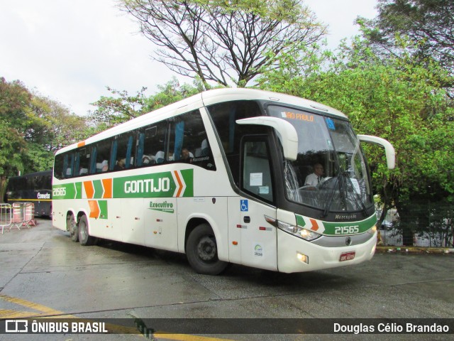 Empresa Gontijo de Transportes 21565 na cidade de São Paulo, São Paulo, Brasil, por Douglas Célio Brandao. ID da foto: 10912074.