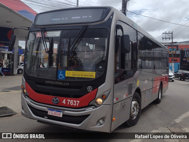 Pêssego Transportes 4 7637 na cidade de São Paulo, São Paulo, Brasil, por Rafael Lopes de Oliveira. ID da foto: 10848335.