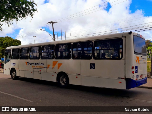 Trampolim da Vitória 103 na cidade de Rio Grande do Norte, Brasil, por Nathan Gabriel. Número da foto: #10846177.