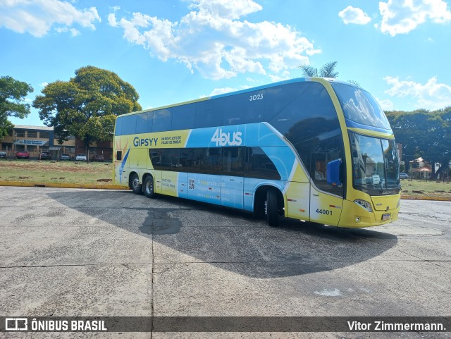 4bus - Cooperativa de Transporte Rodoviário de Passageiros Serviços e Tecnologia - Buscoop 44001 na cidade de Santo Ângelo, Rio Grande do Sul, Brasil, por Vitor Zimmermann.. ID da foto: 10853826.