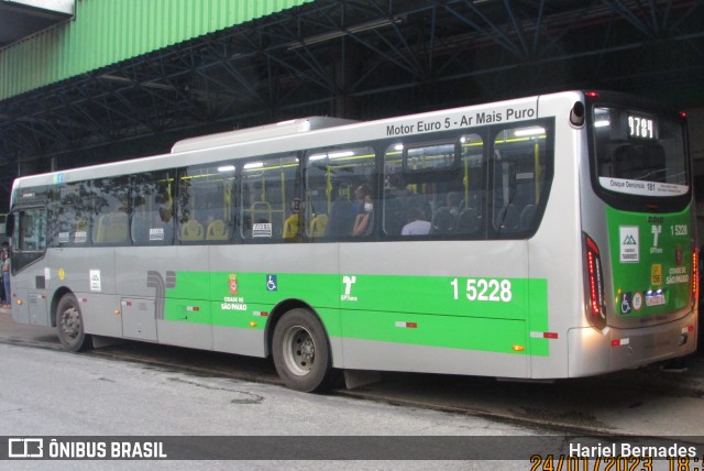 Cooperativa Fênix > Spencer Transporte 1 5228 na cidade de São Paulo, São Paulo, Brasil, por Hariel Bernades. ID da foto: 10852693.