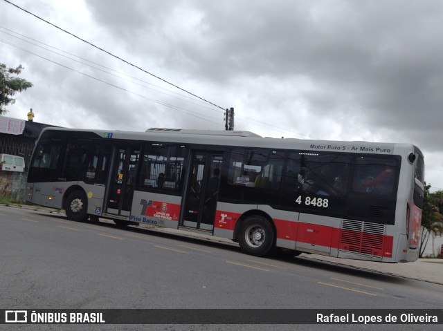 Express Transportes Urbanos Ltda 4 8488 na cidade de São Paulo, São Paulo, Brasil, por Rafael Lopes de Oliveira. Número da foto: #10855785.