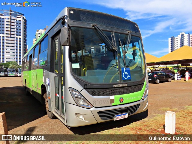 Viação Garcia 81096 na cidade de Maringá, Paraná, Brasil, por Guilherme Estevan. Número da foto: #10855894.
