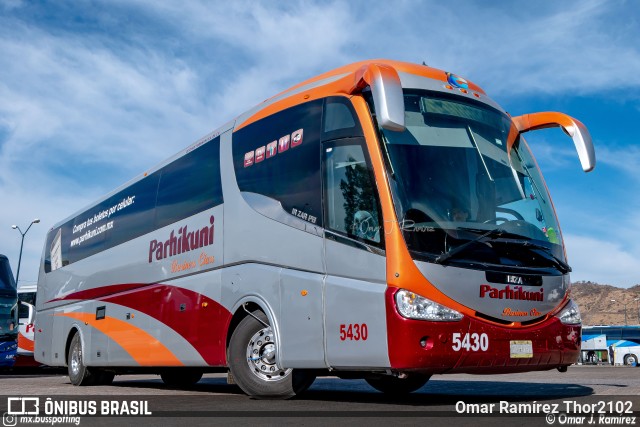 Destinos Parhíkuni 5430 na cidade de Morelia, Michoacán, México, por Omar Ramírez Thor2102. Número da foto: #10855109.
