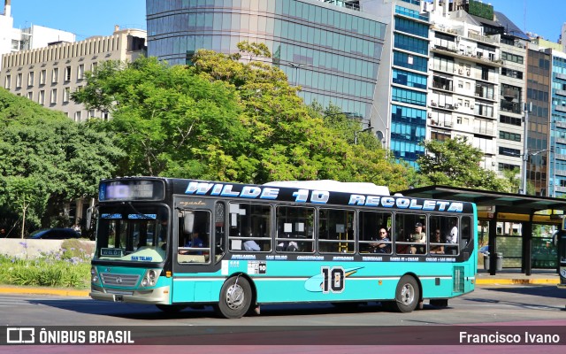 Linea 10 111 na cidade de Ciudad Autónoma de Buenos Aires, Argentina, por Francisco Ivano. Número da foto: #10913219.