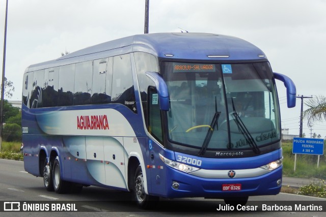 Viação Águia Branca 32000 na cidade de Aracaju, Sergipe, Brasil, por Julio Cesar  Barbosa Martins. Número da foto: #10940814.