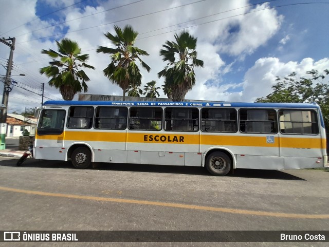 Araquém Tur 1008 na cidade de Muribeca, Sergipe, Brasil, por Bruno Costa. Número da foto: #10942003.