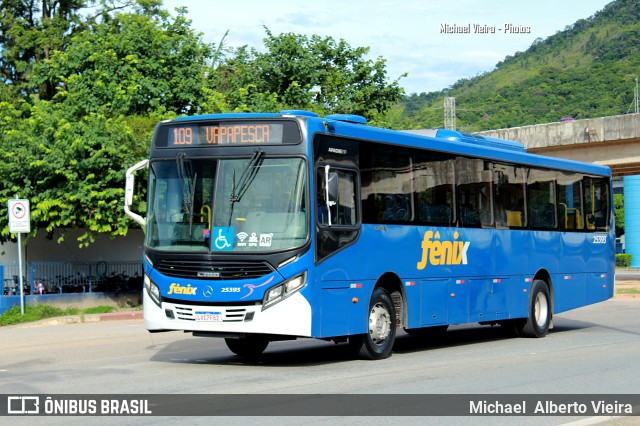 Expresso Fênix Caraguatatuba 25393 na cidade de Caraguatatuba, São Paulo, Brasil, por Michael  Alberto Vieira. Número da foto: #10942343.