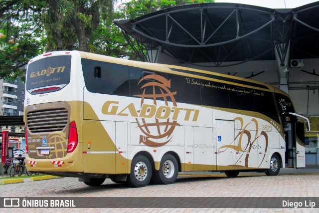 Auto Viação Gadotti 3520 na cidade de Joinville, Santa Catarina, Brasil, por Diego Lip. ID da foto: 10941216.