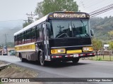 Transportes Jireh Los Santos CB 2949 na cidade de Santa María, Dota, San José, Costa Rica, por Luis Diego  Sánchez. ID da foto: :id.