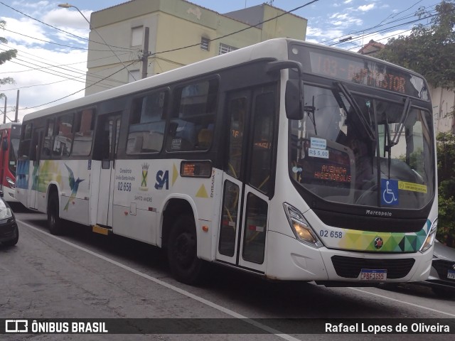 Viação Vaz 02 658 na cidade de Santo André, São Paulo, Brasil, por Rafael Lopes de Oliveira. ID da foto: 10945014.