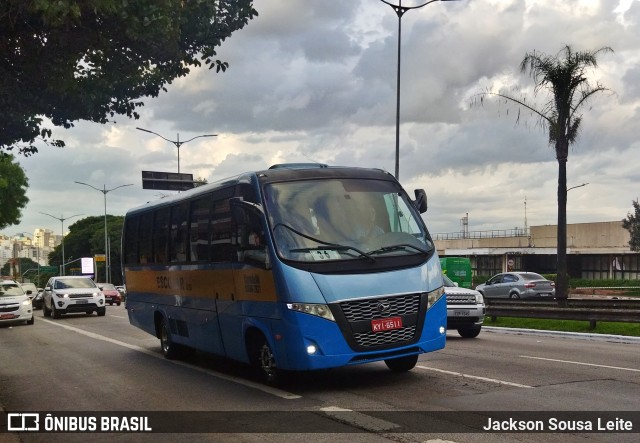 Escolares 45.195 na cidade de São Paulo, São Paulo, Brasil, por Jackson Sousa Leite. Número da foto: #10944678.