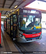 Pêssego Transportes 4 7158 na cidade de São Paulo, São Paulo, Brasil, por Renan De Jesus Oliveira. Número da foto: #10945357.