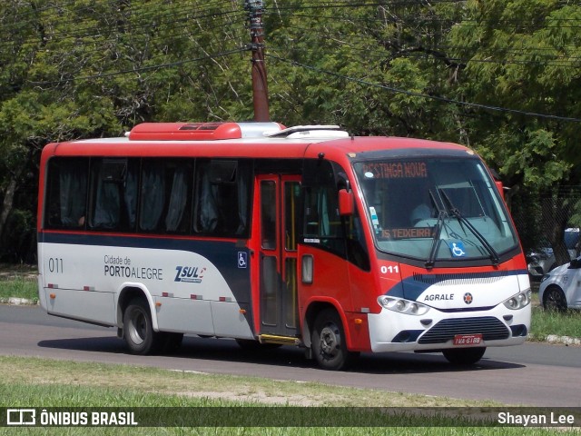 ATL - Associação dos Transportadores de Passageiros por Lotação 011 na cidade de Porto Alegre, Rio Grande do Sul, Brasil, por Shayan Lee. Número da foto: #10949687.
