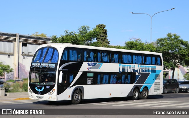 Central Argentino 132 na cidade de Ciudad Autónoma de Buenos Aires, Argentina, por Francisco Ivano. Número da foto: #10949009.