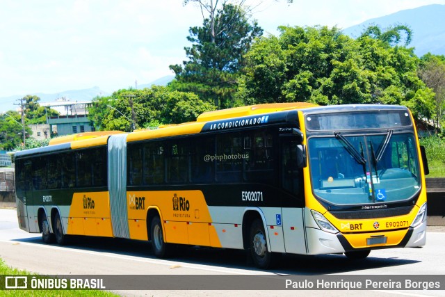 Mobi Rio E902071 na cidade de Resende, Rio de Janeiro, Brasil, por Paulo Henrique Pereira Borges. ID da foto: 10950070.