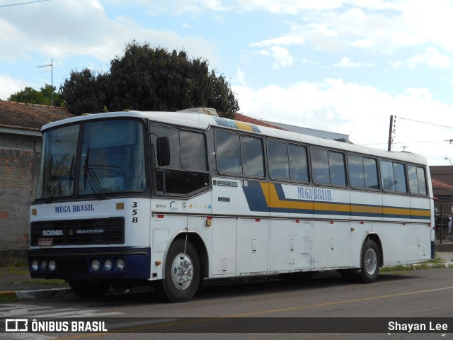 Mega Brasil 358 na cidade de Canoas, Rio Grande do Sul, Brasil, por Shayan Lee. ID da foto: 10955299.