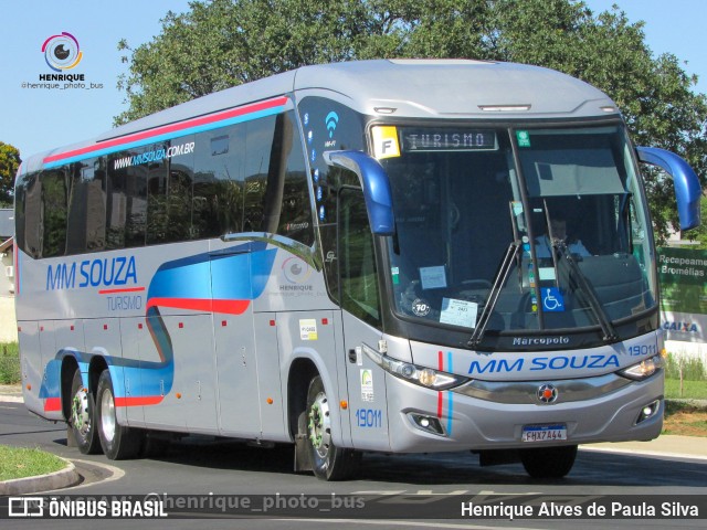 Auto Viação MM Souza Turismo 19011 na cidade de Holambra, São Paulo, Brasil, por Henrique Alves de Paula Silva. Número da foto: #10957322.