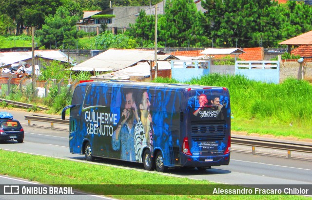 Guilherme & Benuto 44005 na cidade de Campo Largo, Paraná, Brasil, por Alessandro Fracaro Chibior. ID da foto: 10956374.