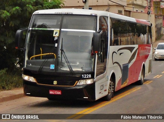 Águia do Sul Turismo 1228 na cidade de Três Corações, Minas Gerais, Brasil, por Fábio Mateus Tibúrcio. Número da foto: #10956147.