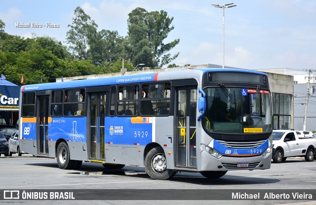 BB Transportes e Turismo 5929 na cidade de Barueri, São Paulo, Brasil, por Michael  Alberto Vieira. ID da foto: 10958971.