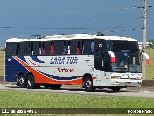 Lara Tur 1760 na cidade de São José dos Campos, São Paulo, Brasil, por Robson Prado. ID da foto: 10962280.