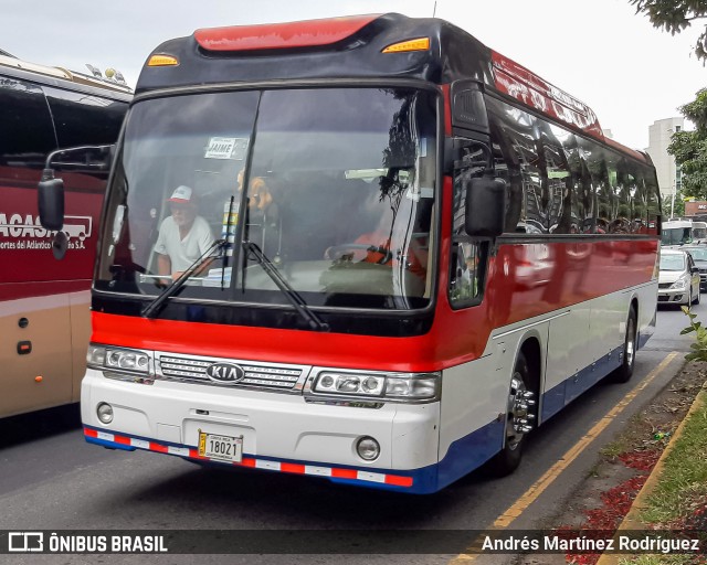 Consorcio Transmora 00 na cidade de Mata Redonda, San José, San José, Costa Rica, por Andrés Martínez Rodríguez. Número da foto: #10917525.