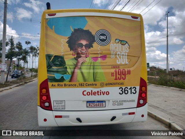 Coletivo Transportes 3613 na cidade de Caruaru, Pernambuco, Brasil, por Vinicius Palone. Número da foto: #10916382.