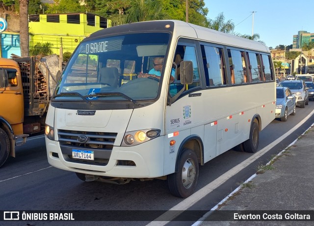 Prefeitura Municipal de Cachoeiro de Itapemirim QRL7I64 na cidade de Cariacica, Espírito Santo, Brasil, por Everton Costa Goltara. ID da foto: 10918647.